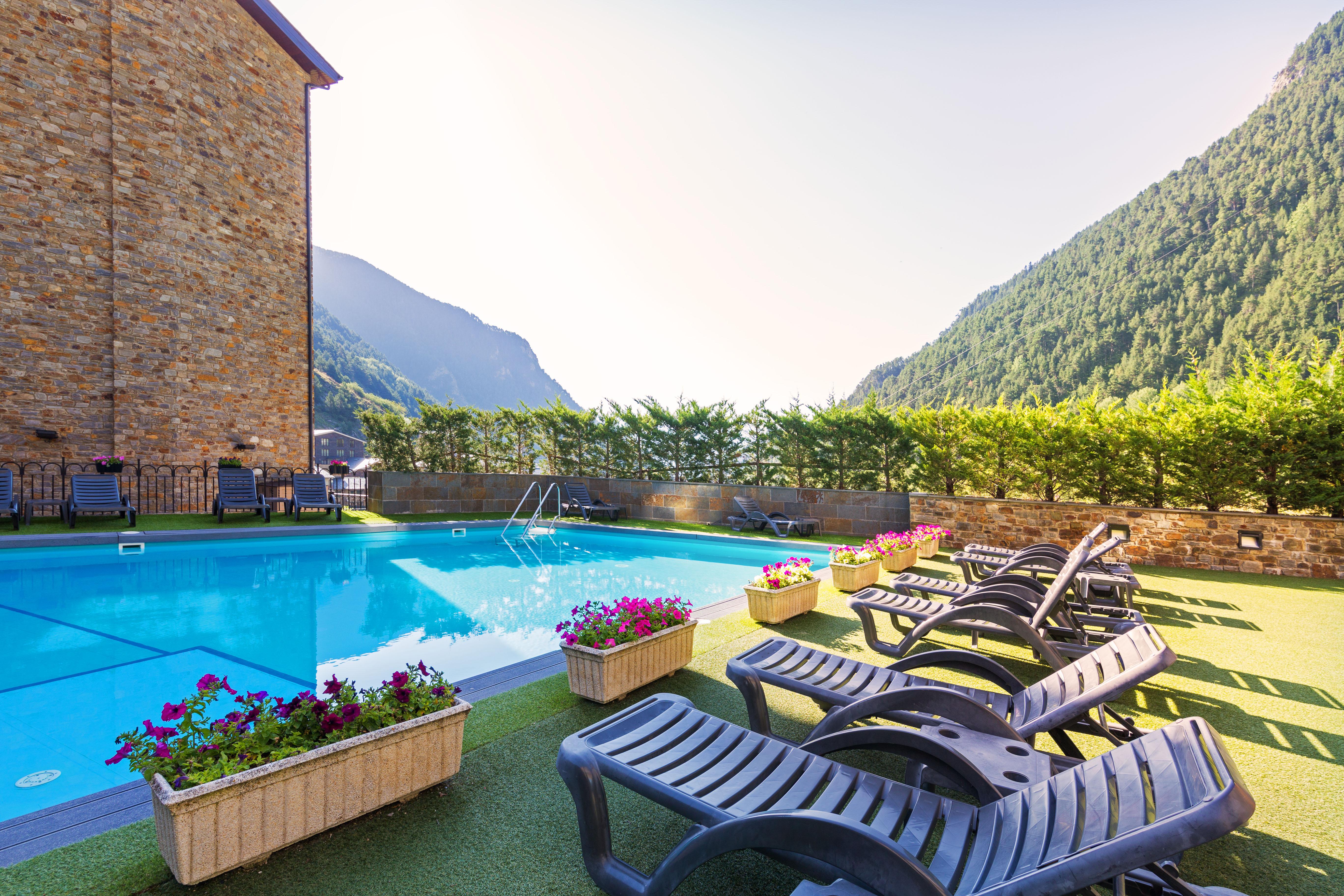 Hotel Princesa Parc Excellence Arinsal Eksteriør billede The swimming pool at the Hotel