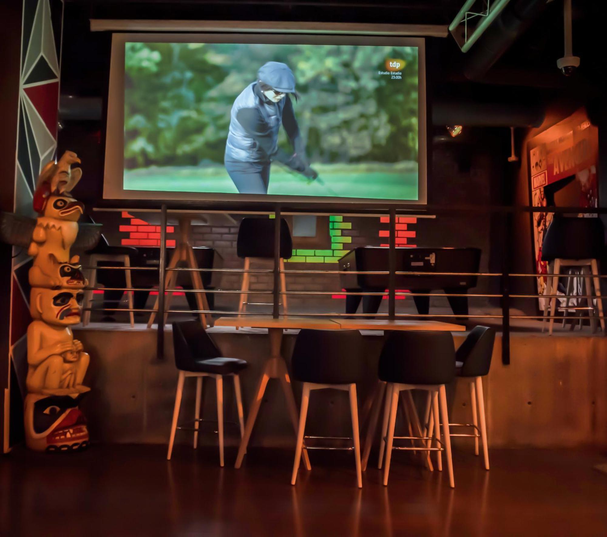Hotel Princesa Parc Excellence Arinsal Eksteriør billede The control room at the National Zoo's Great Gorilla Project